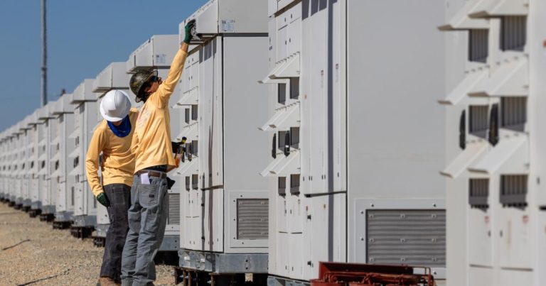 California battery storage grows rapidly, but blackouts still a risk