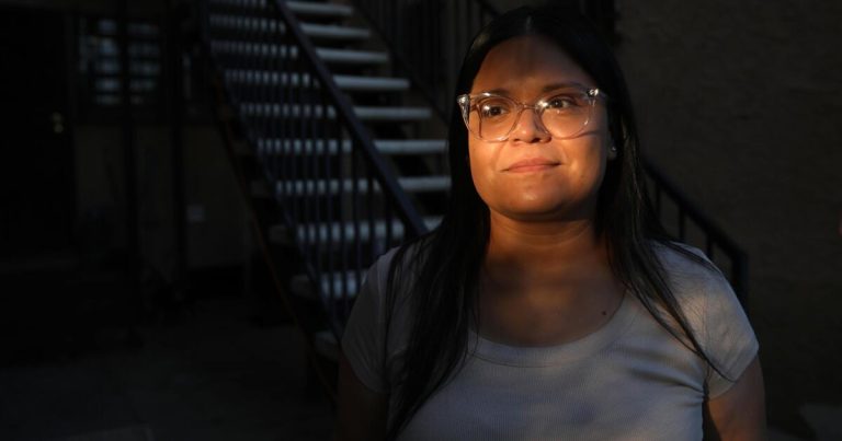 L.A. County passes ‘fair workweek’ policy for retail workers