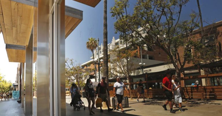 Three assaulted, two of them stabbed, in Santa Monica attack