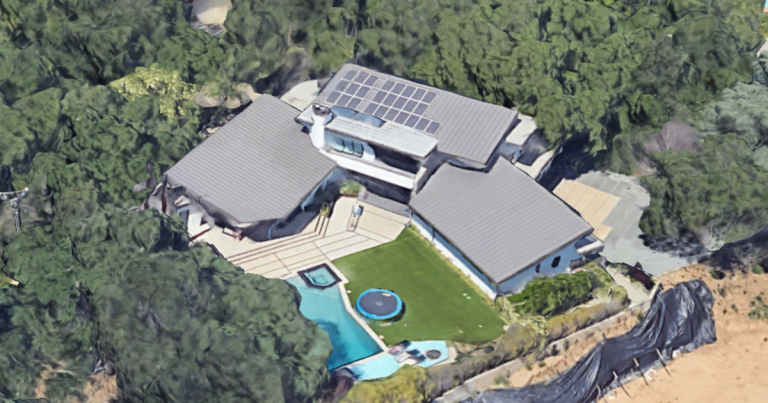 Dodgers star Shohei Ohtani buys La Cañada mansion for $7.85 million