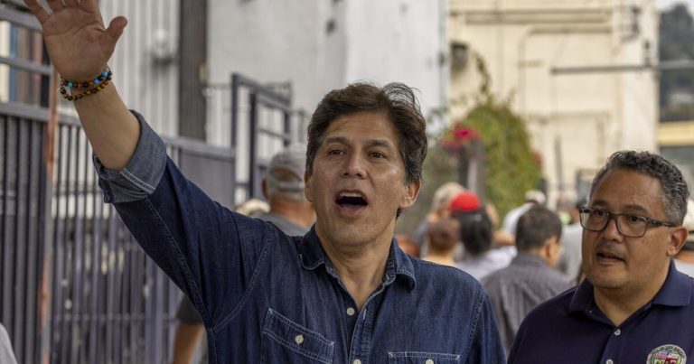 Kevin de León attends Biden fundraiser, seeking a Democratic comeback