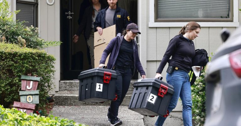 Oakland mayor delivers fiery speech following FBI raid of her home