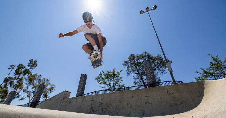 How do Olympic skateboarders catch serious airtime?