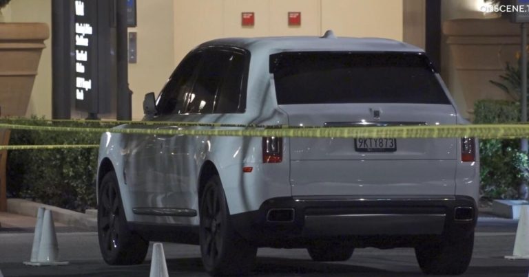 Ski-masked robbers strike luxury car drivers at Fashion Island