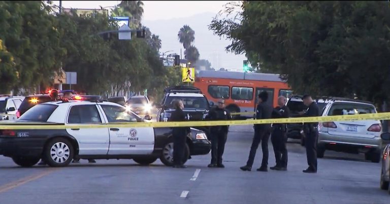 Man found dead at scene of single-car crash in South LA