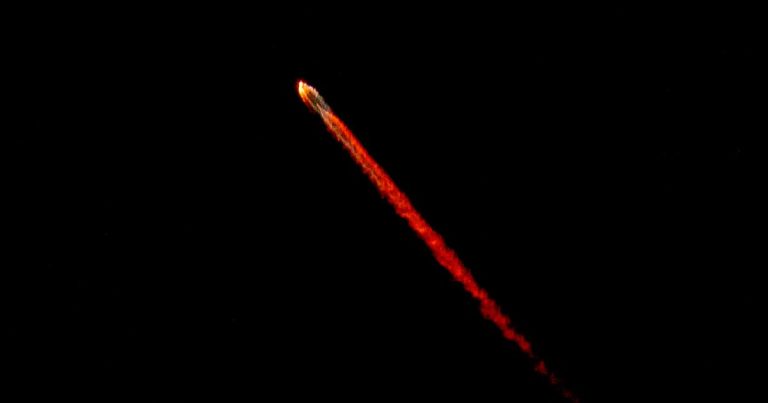 Researchers urge caution over satellite mega-constellations