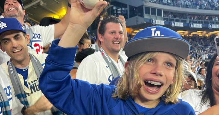Fifth-grade Dodgers fan caught Freddie Freeman’s walk-off grand slam