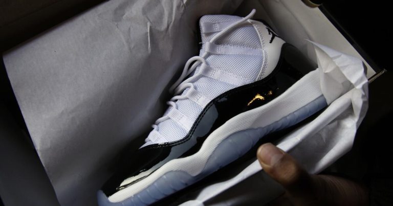 Thieves steal 1,200 pairs of Air Jordans from a train in California