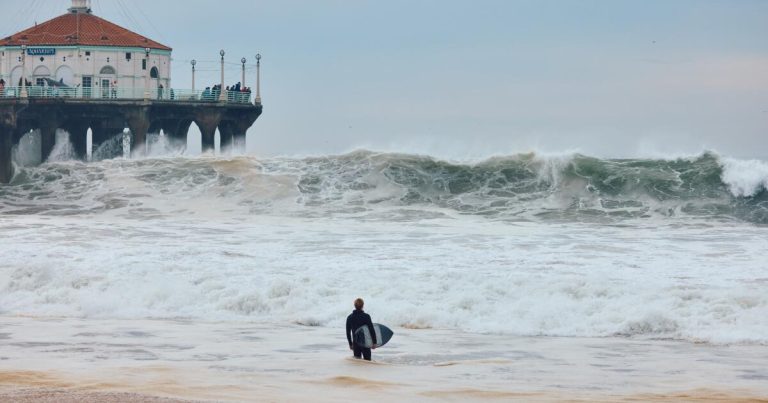 L.A. Christmas forecast: Wet and cloudy gives way to crisp sunny skies